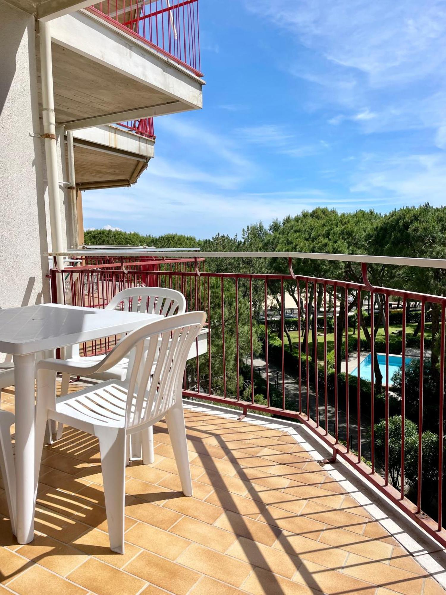 Residence Cristallo 4H Lignano Sabbiadoro Luaran gambar