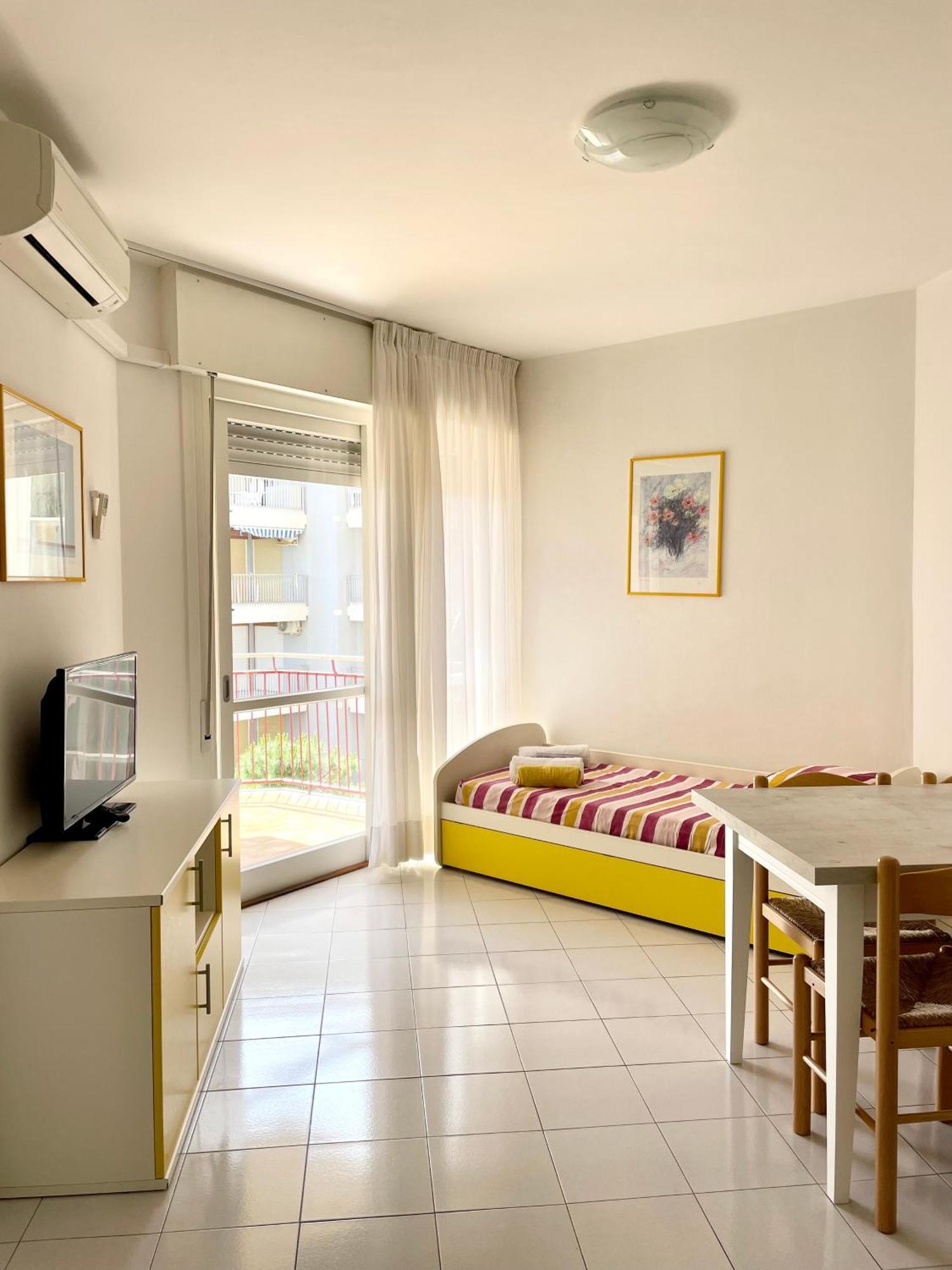 Residence Cristallo 4H Lignano Sabbiadoro Luaran gambar