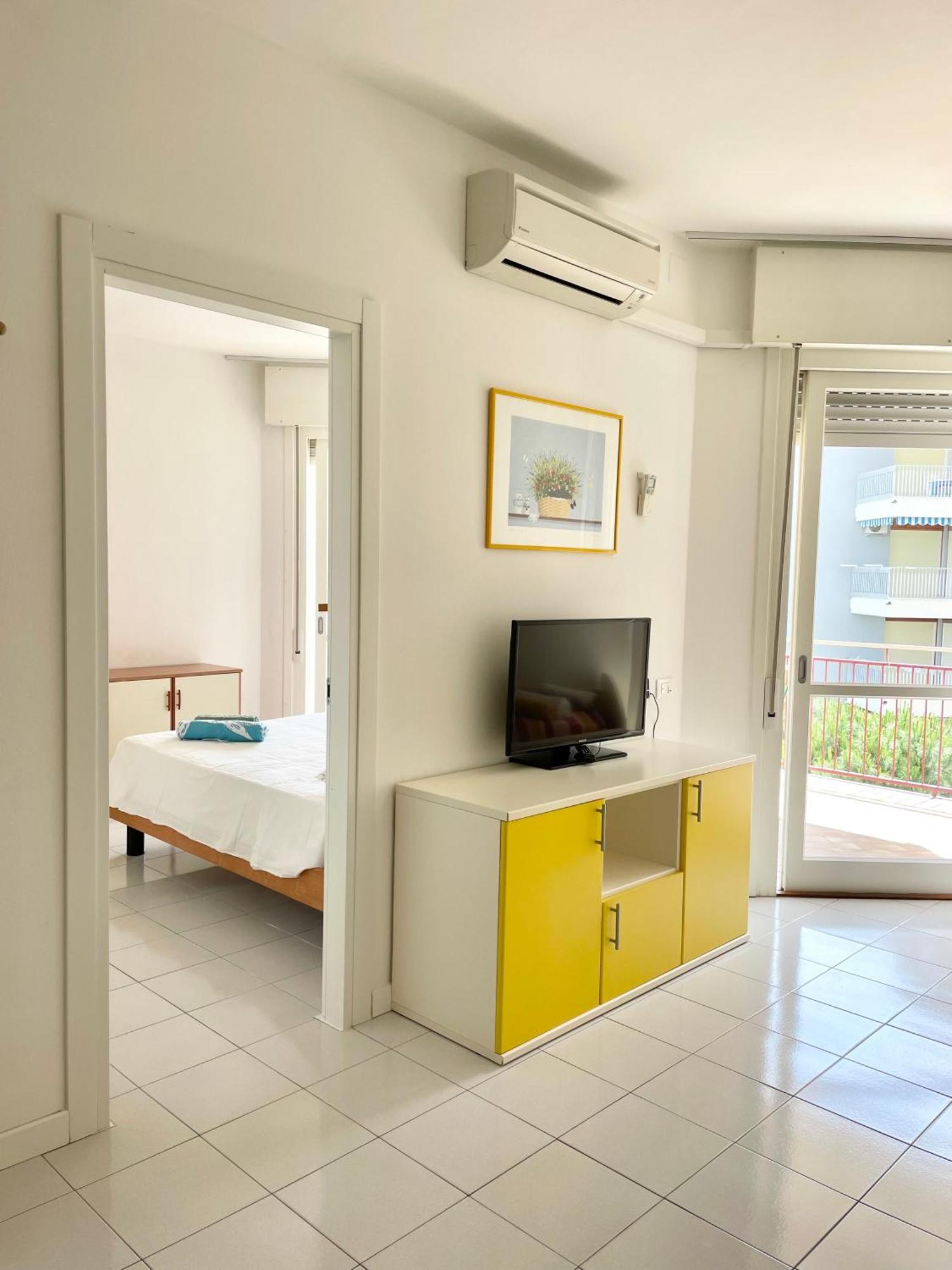 Residence Cristallo 4H Lignano Sabbiadoro Luaran gambar